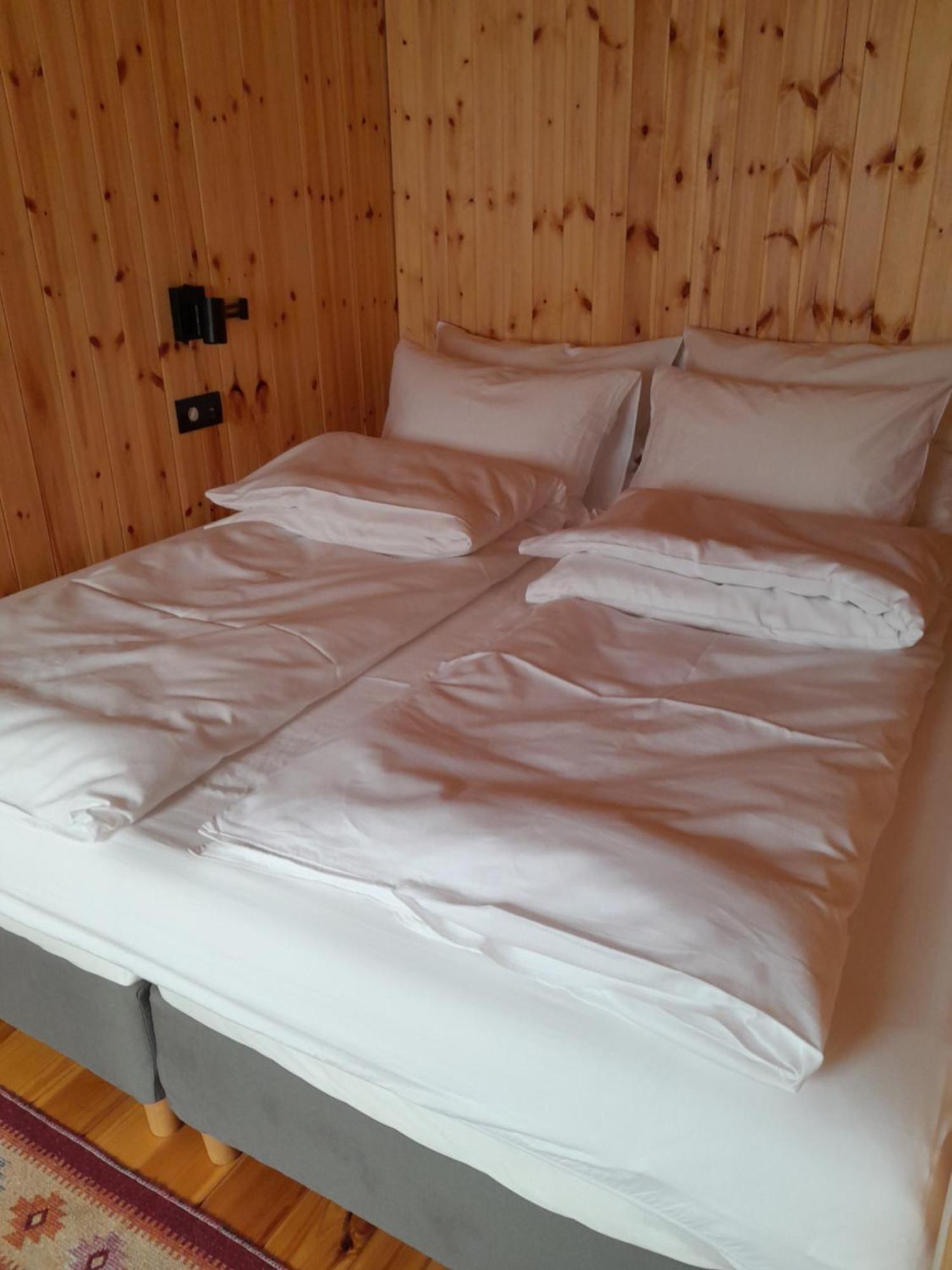 Nica Wood Vila Sremska Kamenica Exterior foto