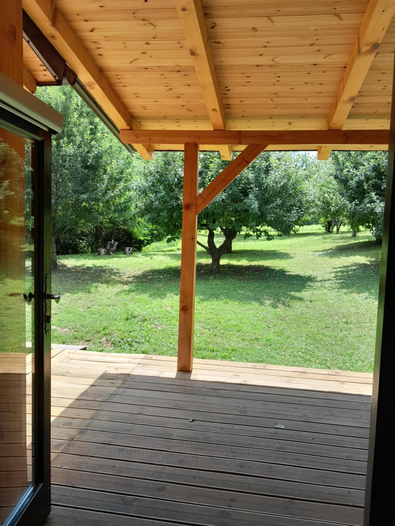 Nica Wood Vila Sremska Kamenica Exterior foto
