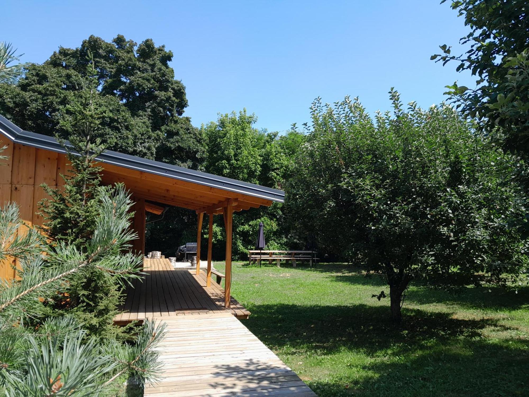 Nica Wood Vila Sremska Kamenica Exterior foto